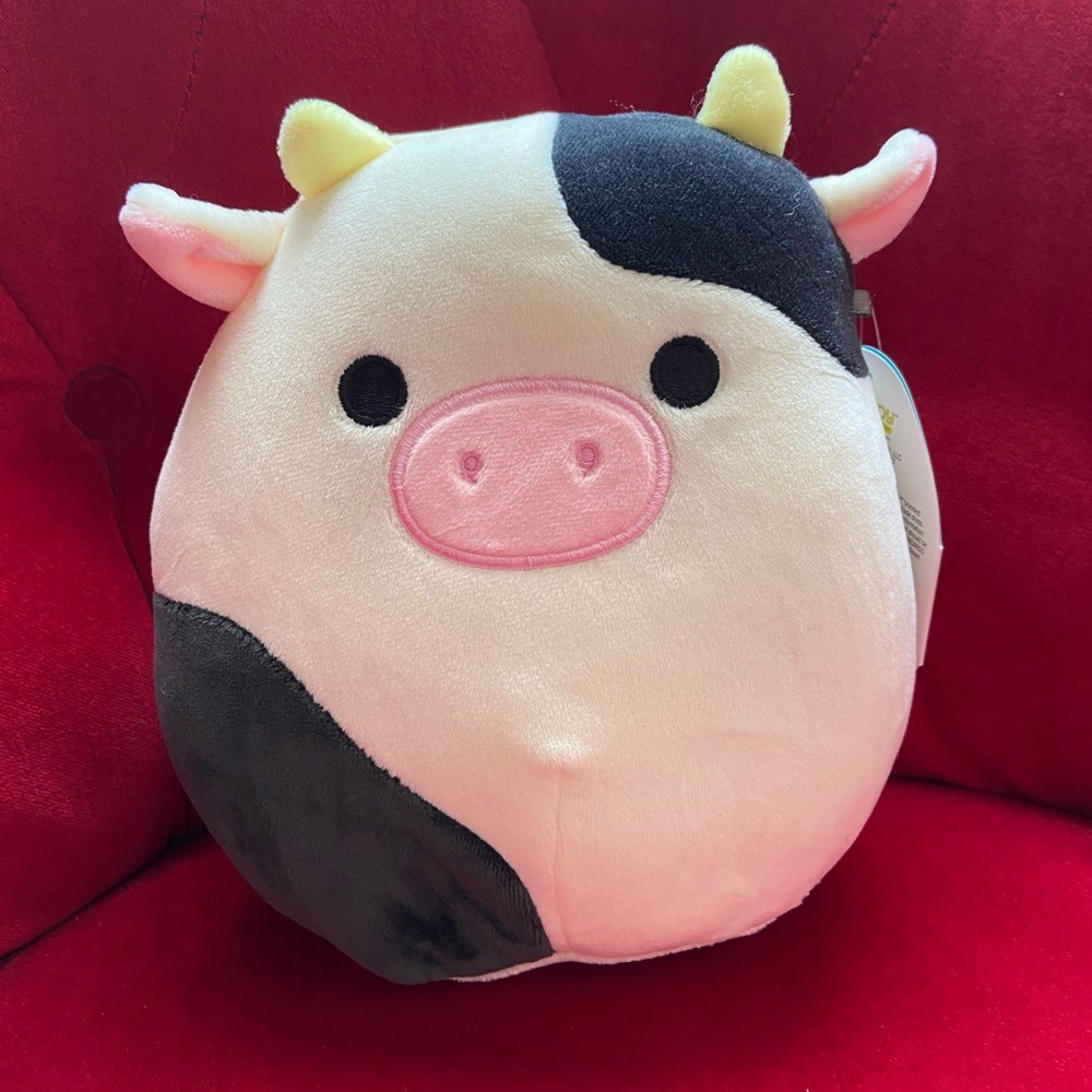 Connor the cow Squishmallows 7.5” NWT